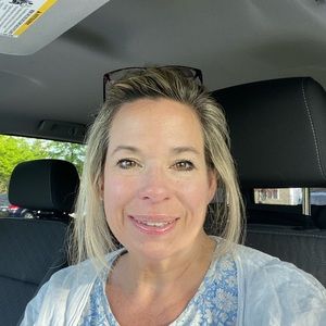 Meet your Posher, Loretta